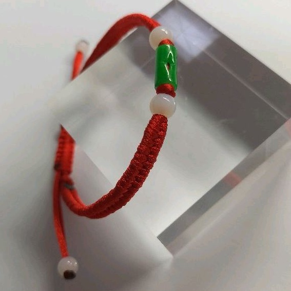 Gelang Giok Asli Bambu Hijau Tali Merah