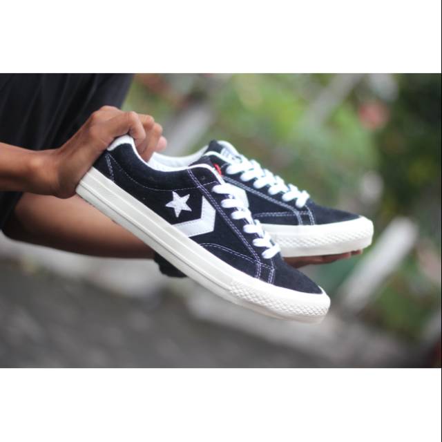 CONVERSE ONE STAR BLACK WHITE