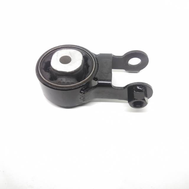 ENGINE MOUNTING BELAKANG YARIS/VIOS 2004 matic