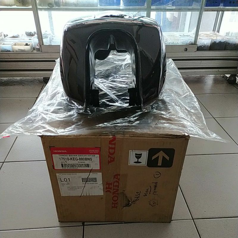 17510-KEG-880BNS Tangki Bensin GL PRO GL MAX Hitam