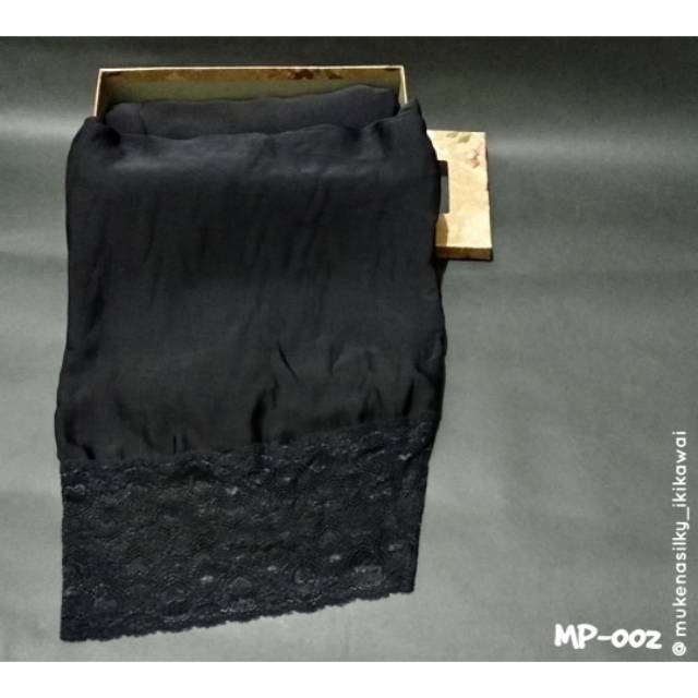 Mukena Silky Poeti (Polos-002/ Hitam)