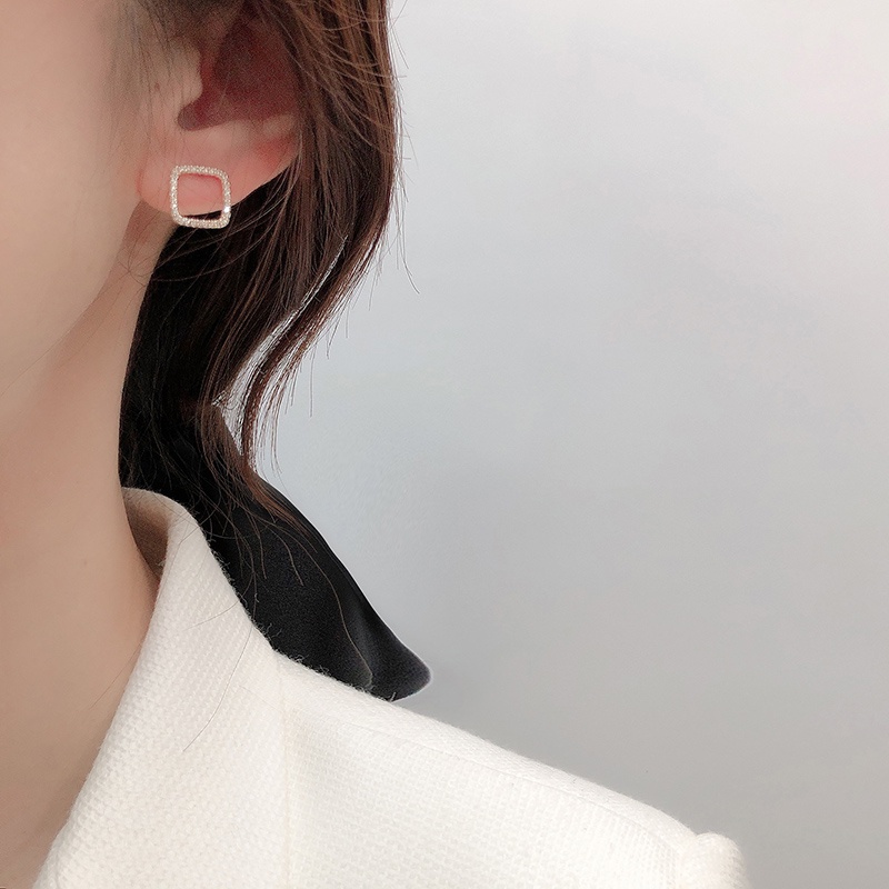 Anting Tusuk Sterling Silver 925 Untuk Wanita