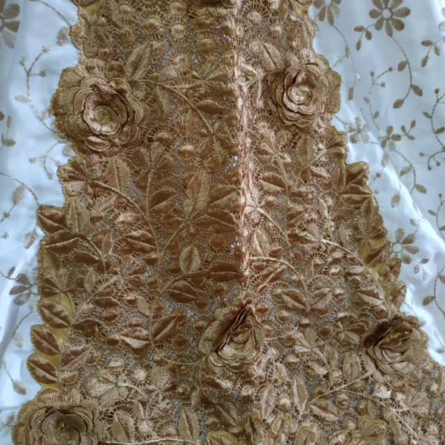 Mukena prada bordir timbul