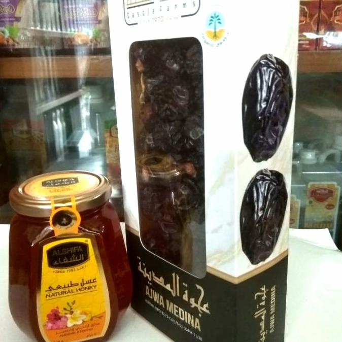 

PARSEL RAMADAN paket kurma ajwa 500gr dan madu alshifa 500gr