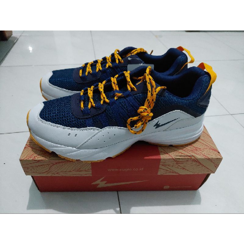 Sepatu Eagle Hokaido Biru Kuning ukuran 43 Sepatu Lifestyle