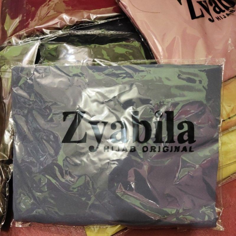 Jilbab bergo Maryam bahan wolfis brand original-Abu tua
