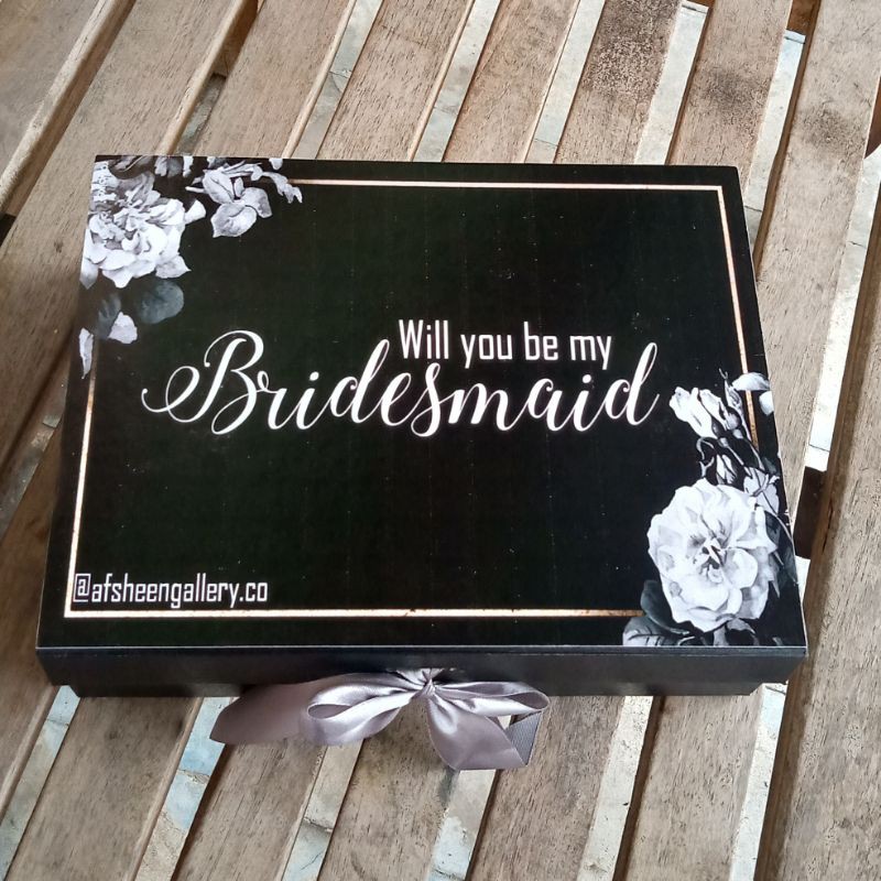 

BRIDESMAID BOX / HAMPERS BOX / GIFT BOX 20X25X8