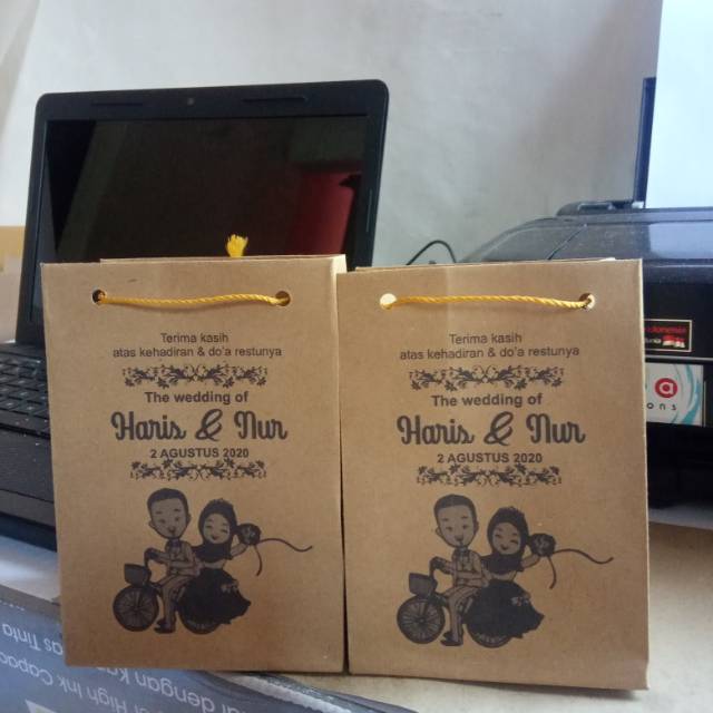 

Paperbag katong kertas 9x8x14(pxlxt)