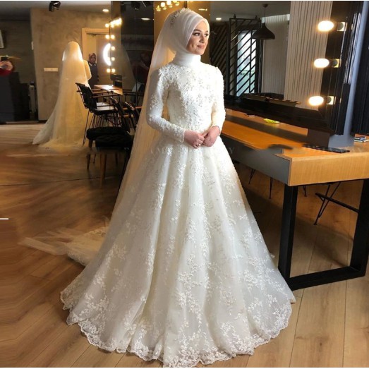 2020 Islamic Gading Penuh Renda Mutiara Gaun Pengantin Muslim dengan Jilbab Lengan Panjang Gaun Peng