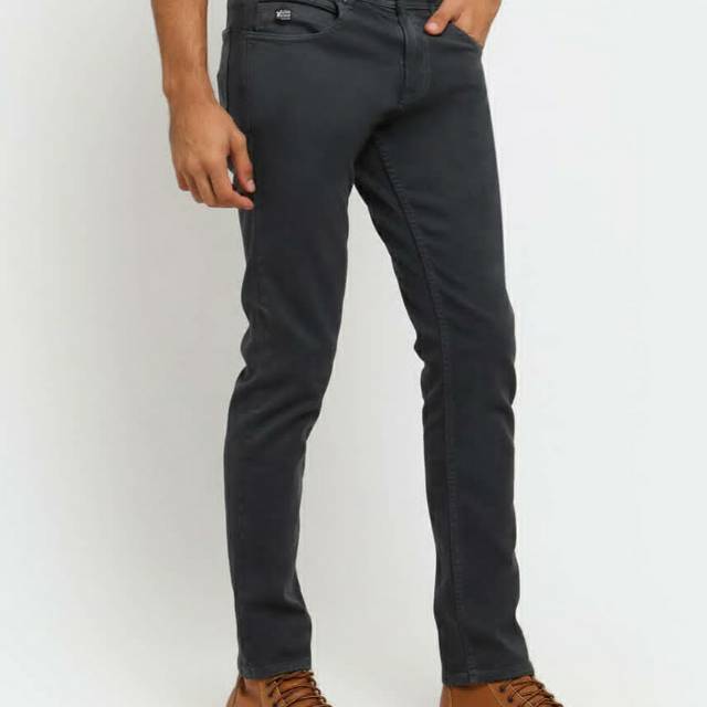Celana jeans cowok VOICE MAN STRET nyaman di pakai
