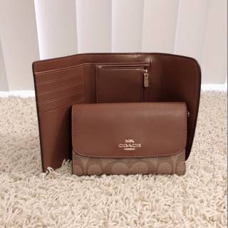 Dompet Coach Medium Envelope Wallet Khaki Saddle New 