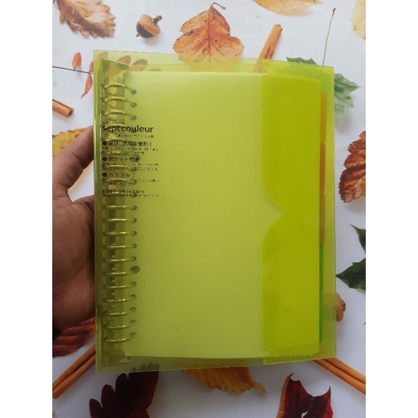 

Maruman Septcouleur F381 File Note Binder ukuran A5