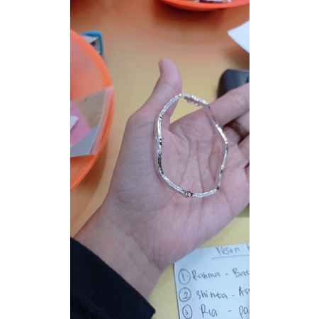 gelang cartier putih