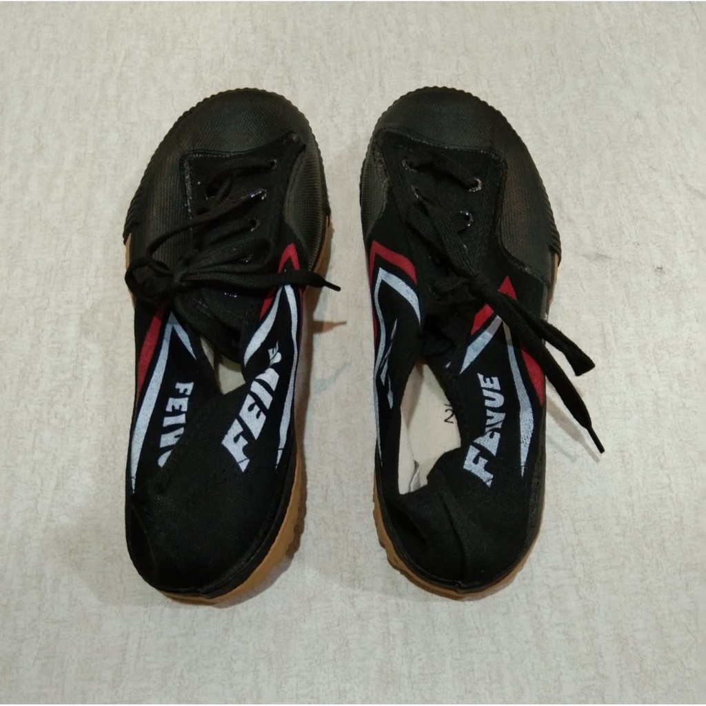 SEPATU LAKI FEIYUE CAPUNG  SEPATU CAPUNG SIZE 43.44.45 WARNA HITAM