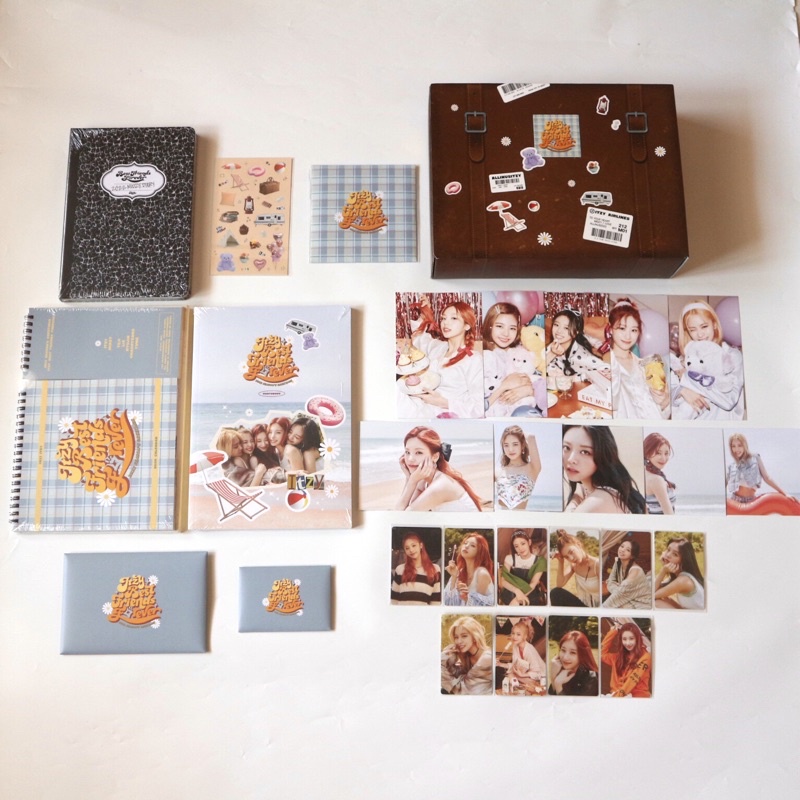 [sharing] itzy sg22 season greeting 2022 photocard pc