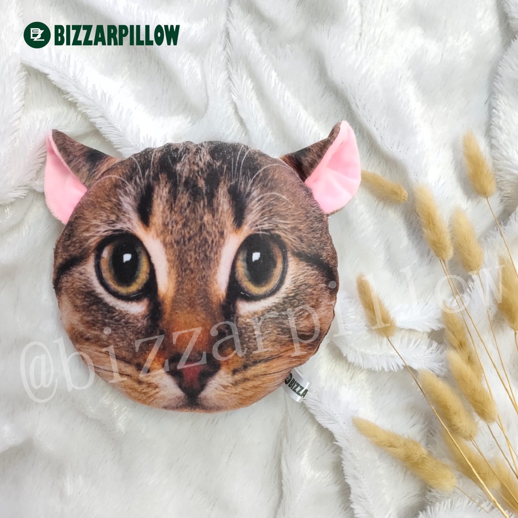 Bizzarpillow Bantal Kepala Kucing Yelvo size S BZ049