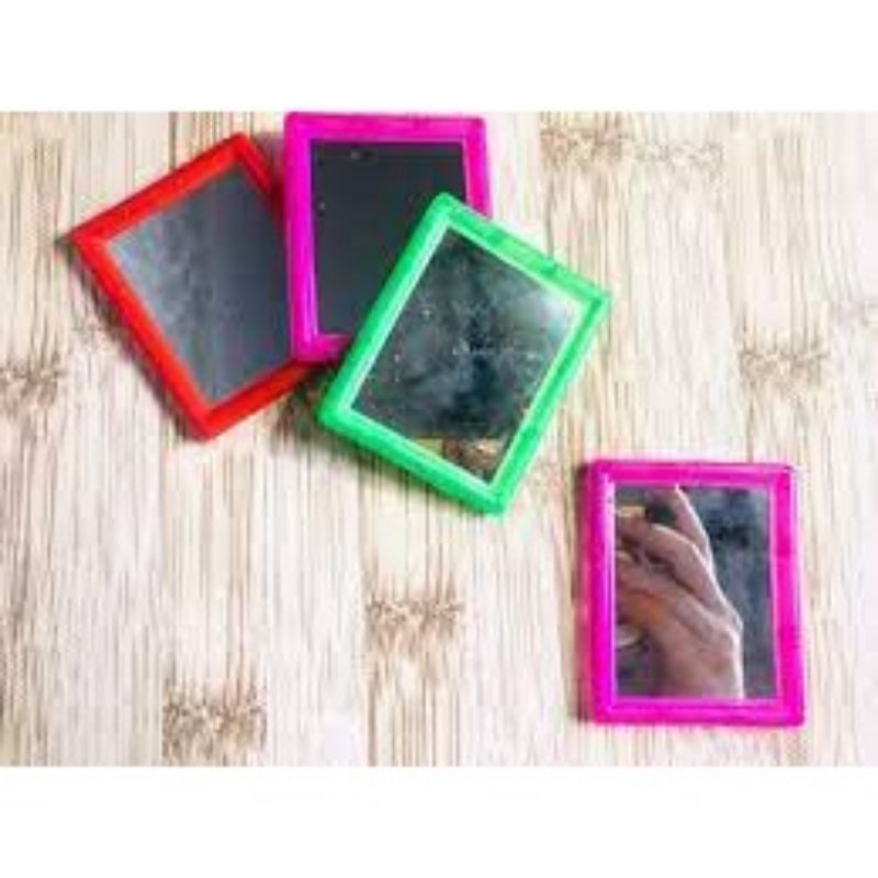 Kaca kecil kotak / cermin kecil kotak