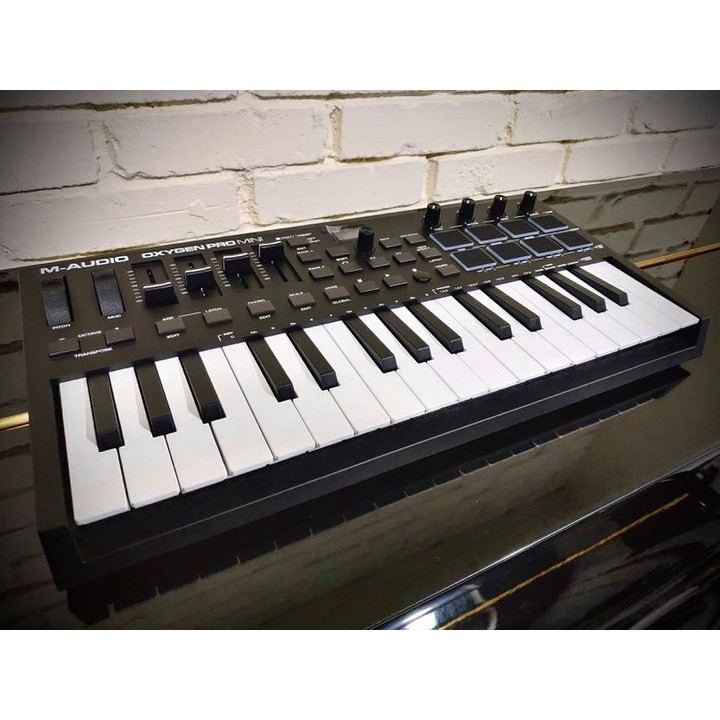 Midi Controller M-Audio Oxygen Pro Mini 32