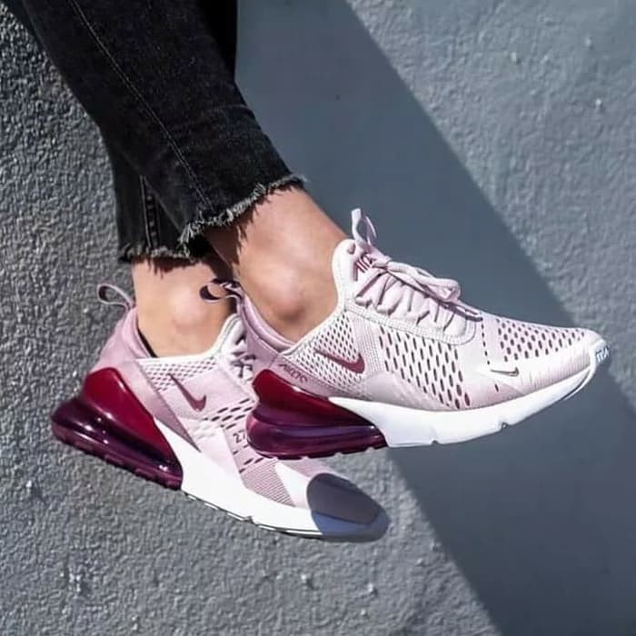 womens air max 270 barely rose