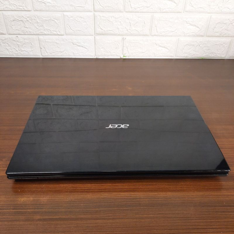 Acer Aspire v3-571 Core i5-3210M Ram 8 GB HDD 750 GB Layar 15 inch