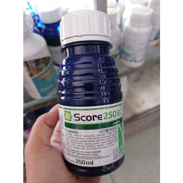 fungisida SCORE 250 EC