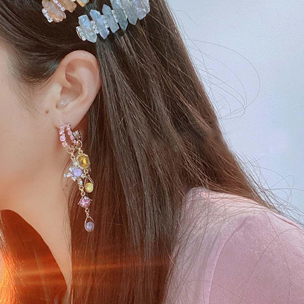 NEEDWAY Anting Salib Perempuan Kepribadian Retro Perancis Fashion Perhiasan Rumbai Kristal Menjuntai Earrings