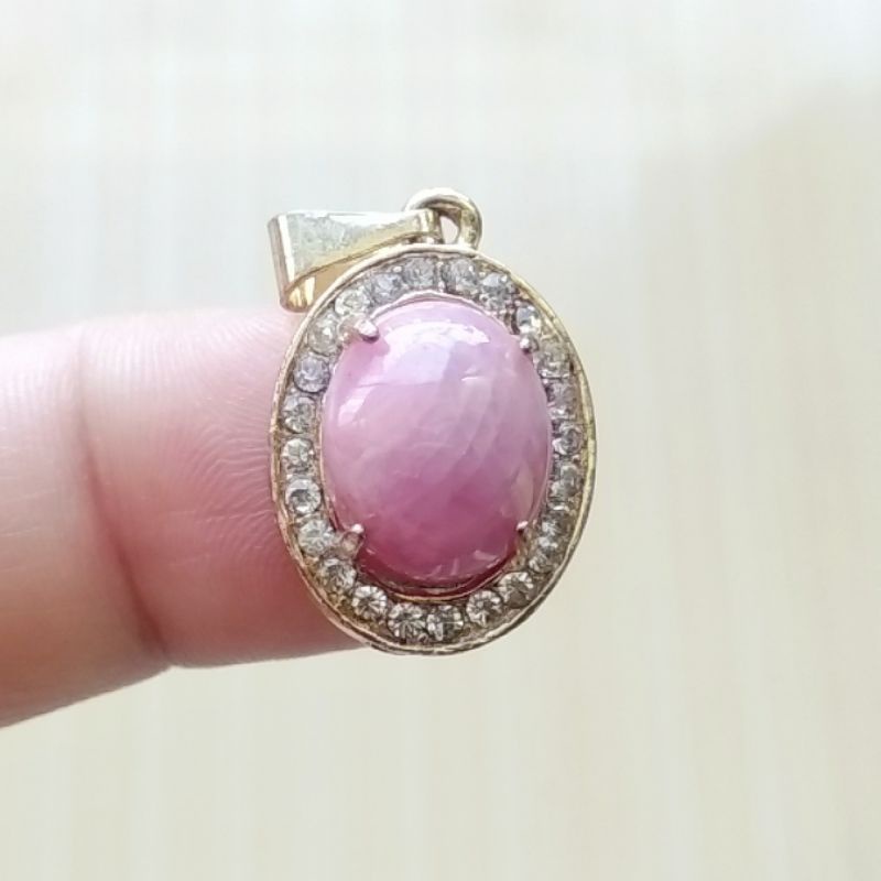 Liontin Batu Alam Natural Pink Ruby Jhonson Oval Cabochon