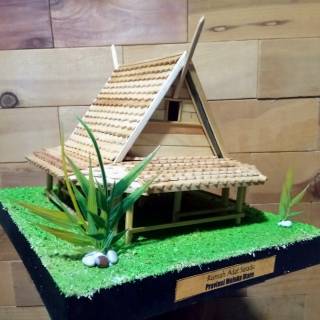  Prakarya Miniatur  Rumah Adat Indonesia dari Stik Es Krim 