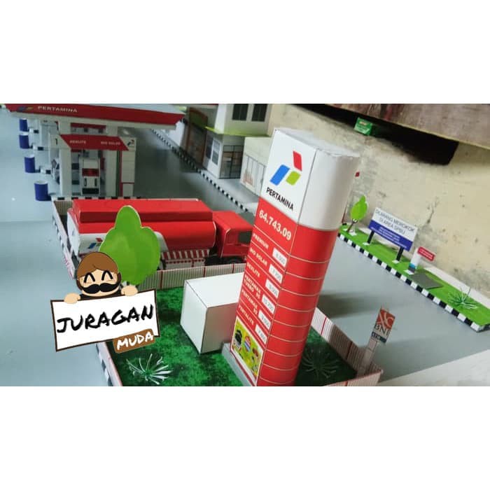 DIY Miniatur Papercraft SPBU Pertamina Plus Minimarket dan Kantor