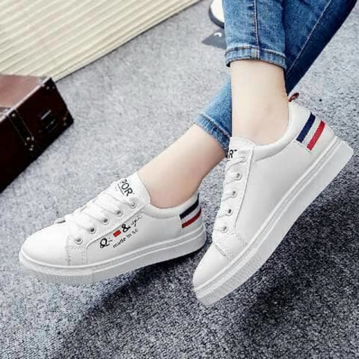 SEPATU KETS SNEAKER SPORT PUTIH CEWEK WANITA SEKOLAH KULIAH POLOS SIMPLE OLAHRAGA KOREA MURAH