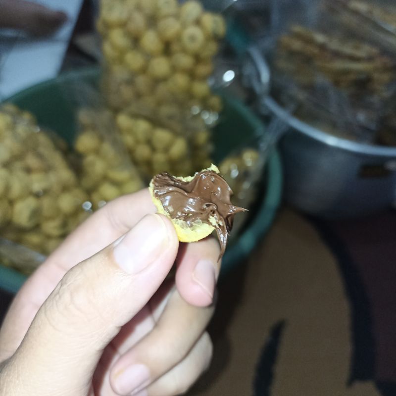 

SOES COKLAT LUMER 250g || COKLAT PREMIUM Label HALAL MUI