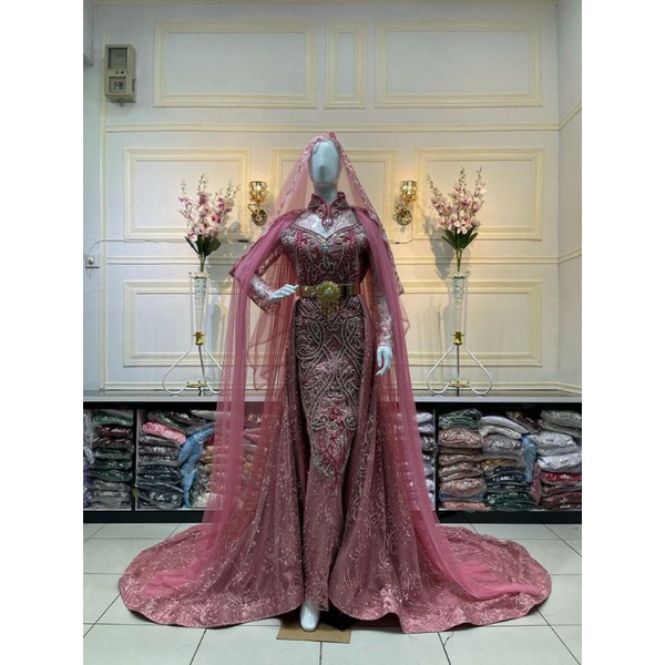 GAUN SLIM BEREKOR MODERN//GAUN WEDDING BEREKOR//KEBAYA