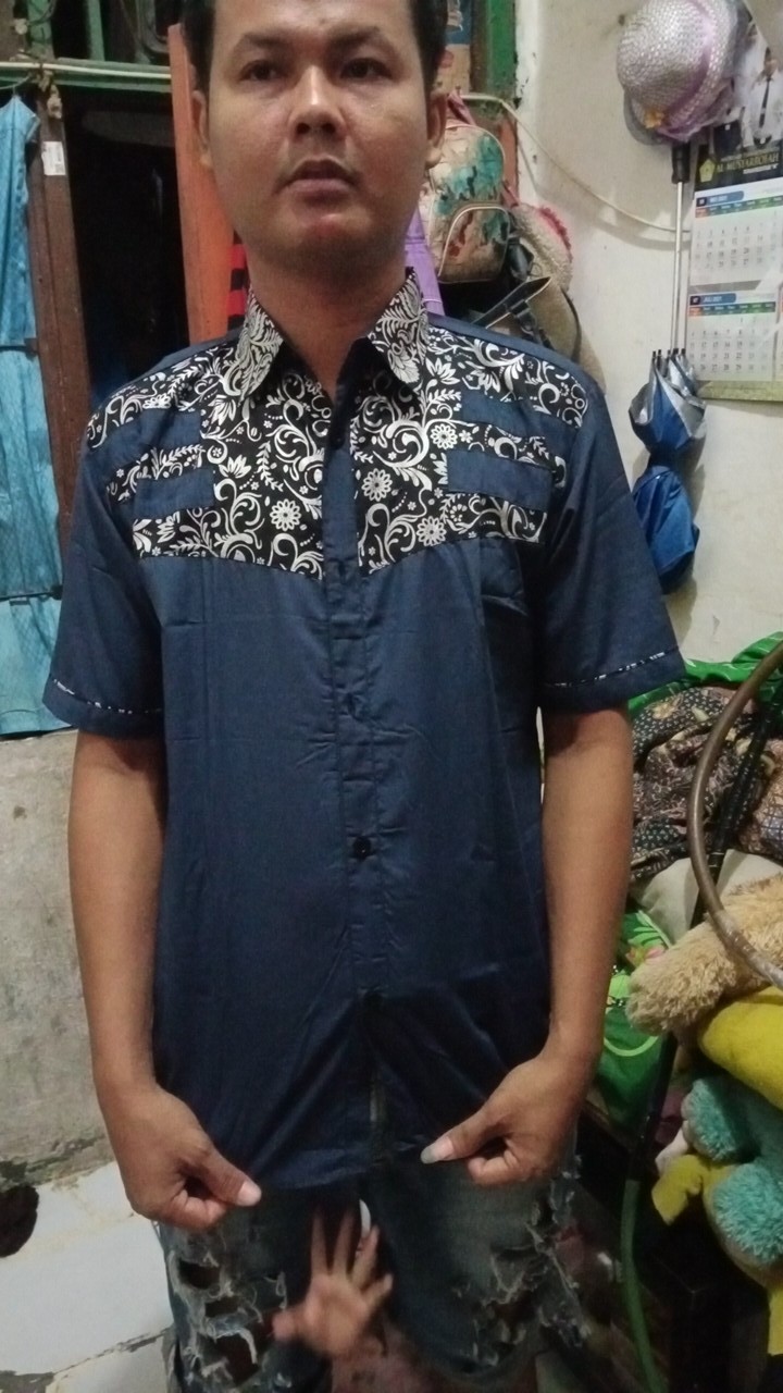 Kemeja Batik Lengan Pendek Slimfit Motif Terbaru Casual Pria Kemeja Batik Pria Kombinasi