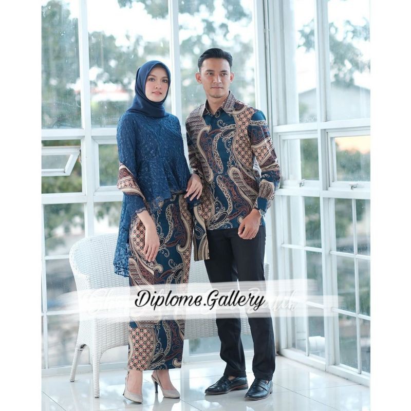 SHAFA COUPLE / KEBAYA COUPLE / KEBAYA BROKAT / KEBAYA LAMARAN / KEBAYA TUNANGAN /KEBAYA MURAH