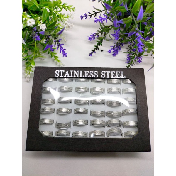 CINCIN STAINLESS TITANIUM PASIR PUTIH MATA KECIL HARGA/BOX