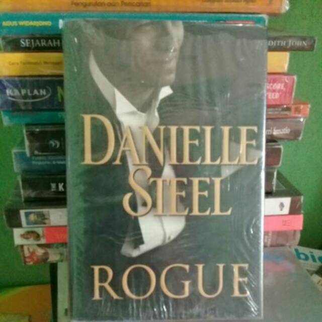 DANIELLE STEEL