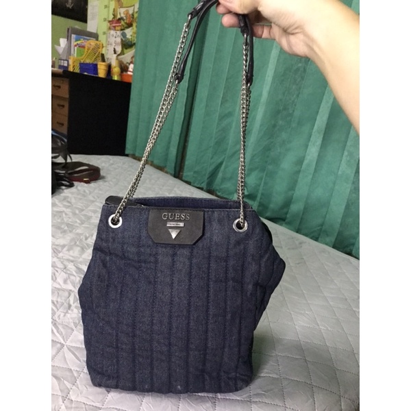 tas guess biru jeans