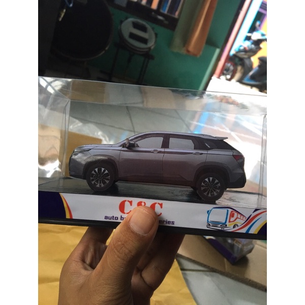 miniatur mobil wuling almaz