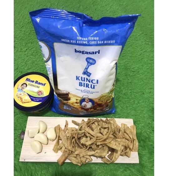 

PRODUK TREND kue bawang padang/keripik bawang 500/750gram 3297 ど