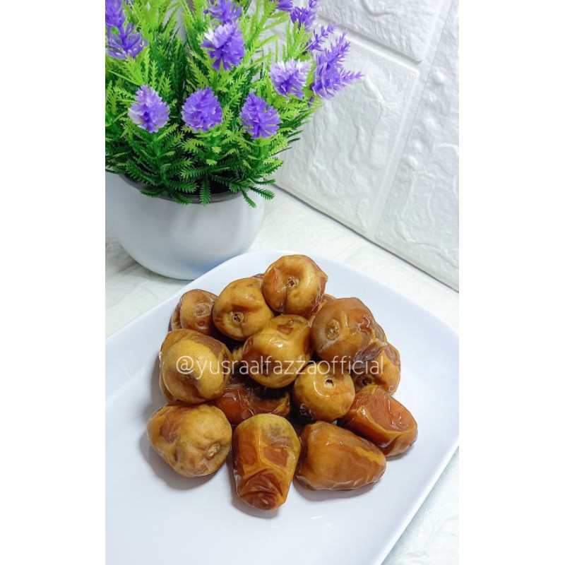

KURMA SUKARI KURMA BASAH