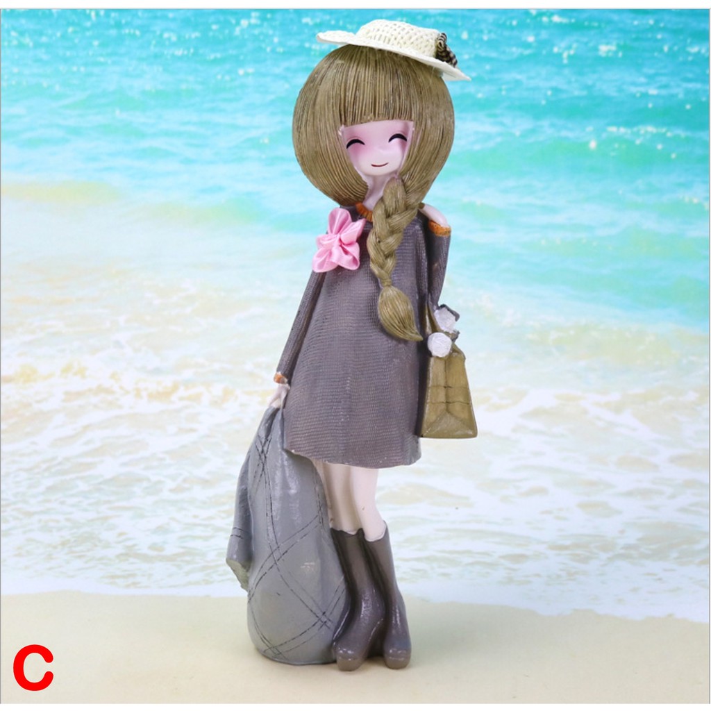 Socialite Girl Resin Doll - Patung Pajangan Hiasan Rumah Cewe Sosialita