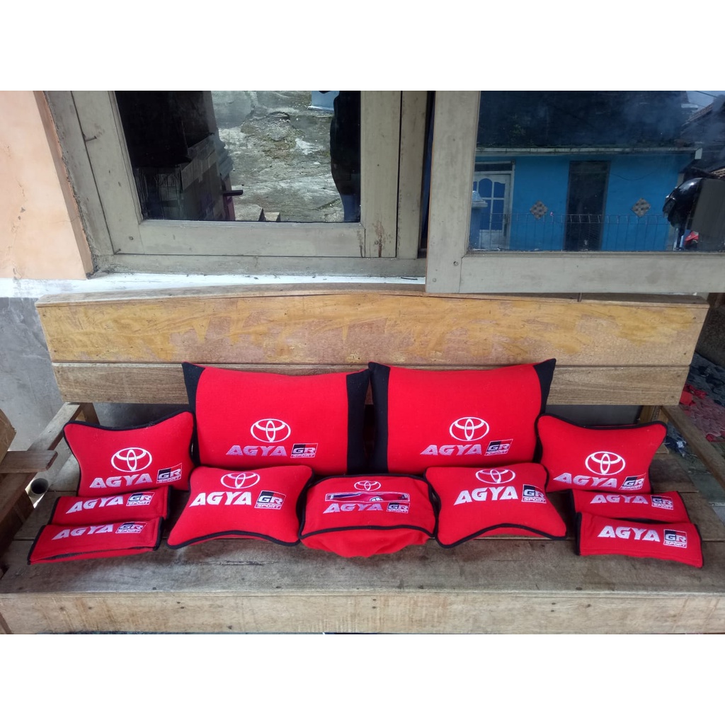 SANDARAN JOK MOBIL AGYA GR SPORT AKSESORIS AGYA BANTAL MOBIL LEHER AKSESORIS INTERIOR MOBIL