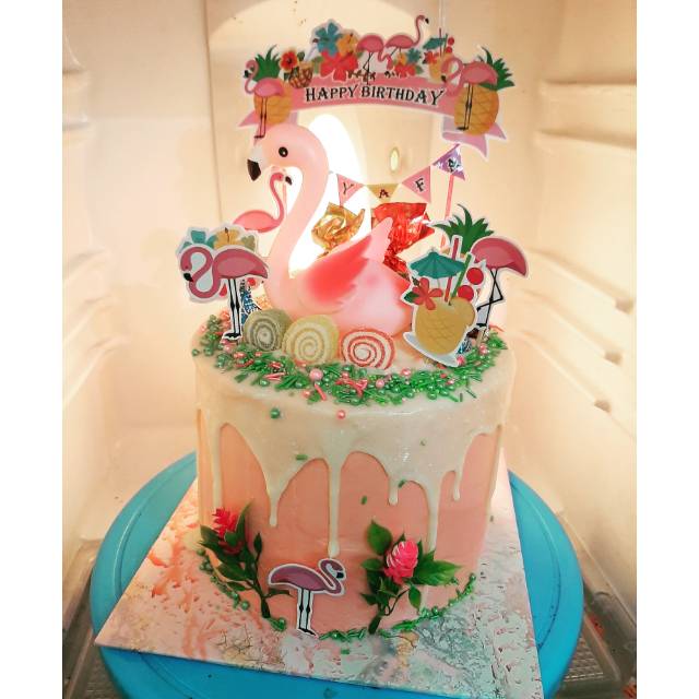 

DRIP CAKE TEMA FLAMINGO / KUE ULANG TAHUN FLAMINGO