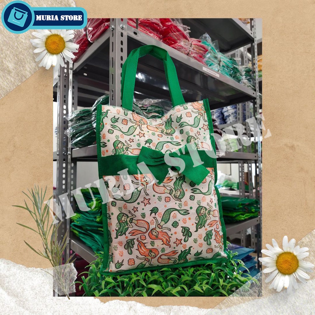 

TAS SYUKURAN / GOODIE BAG MURAH / TAS ULTAH SNACK UK 22 X 10 X 28 (Isi 12) - BAHAN TEBAL