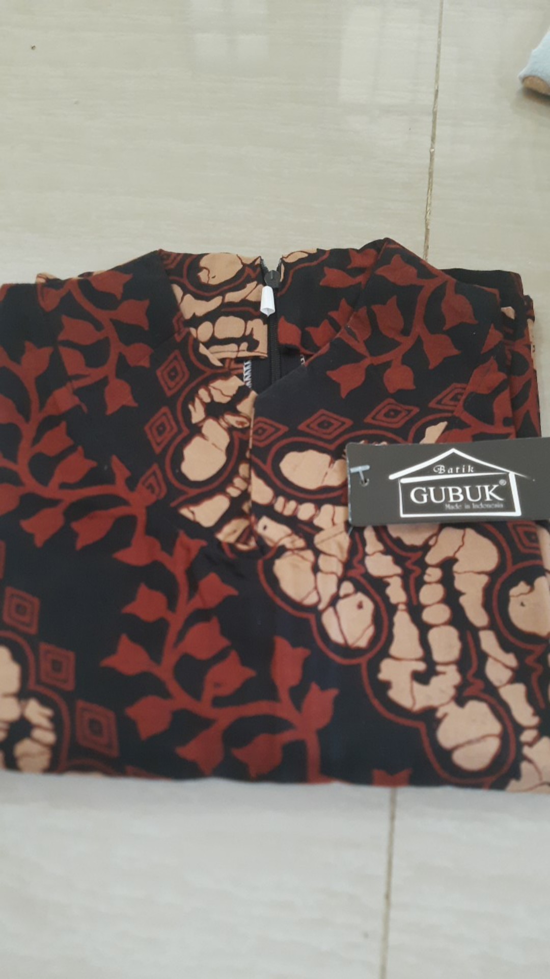 Atasan Batik Dolby Dolbi Dobby Doby Tenun Sutra Tulis Halus Katun Atbm Baron ,sarombit Atasan