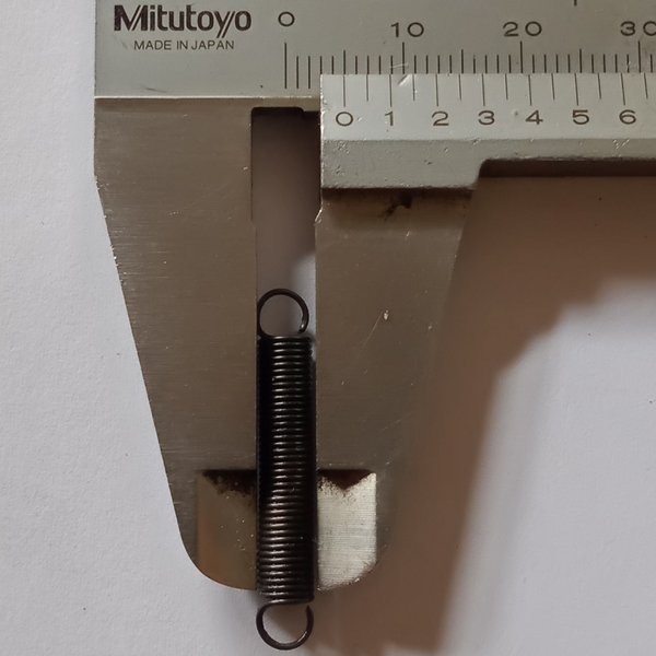 

spring tarik baja 0.5 mm x od 5 mm panjang 30 mm