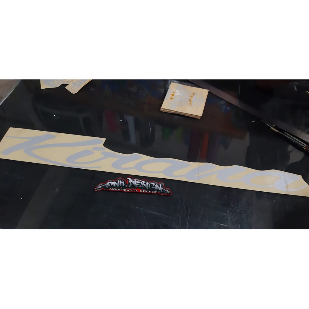 

cutting sticker stiker bebas desain printing waterproof label merk laminasi146
