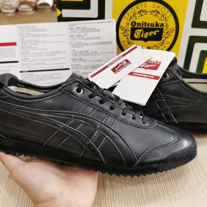 onitsuka tiger hitam