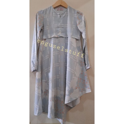 PRELOVED Wearing Klamby