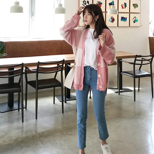 Pink casual v-neck cardigan oversize rajut